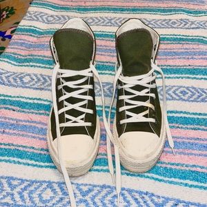 *sold on Merc* Platform All Star Converse sz 6.5